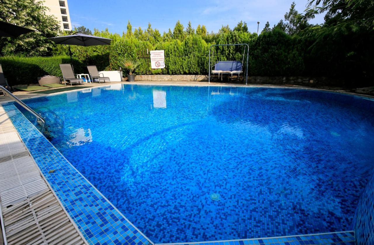 Stayinn Rainbow Houses Beachfront By Asteri Hotels Slăntjev Brjag Exteriör bild