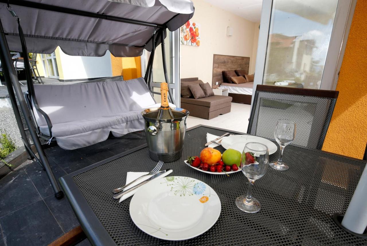 Stayinn Rainbow Houses Beachfront By Asteri Hotels Slăntjev Brjag Exteriör bild
