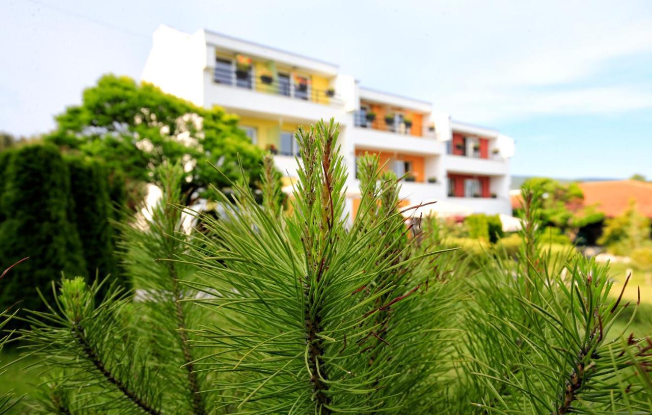 Stayinn Rainbow Houses Beachfront By Asteri Hotels Slăntjev Brjag Exteriör bild
